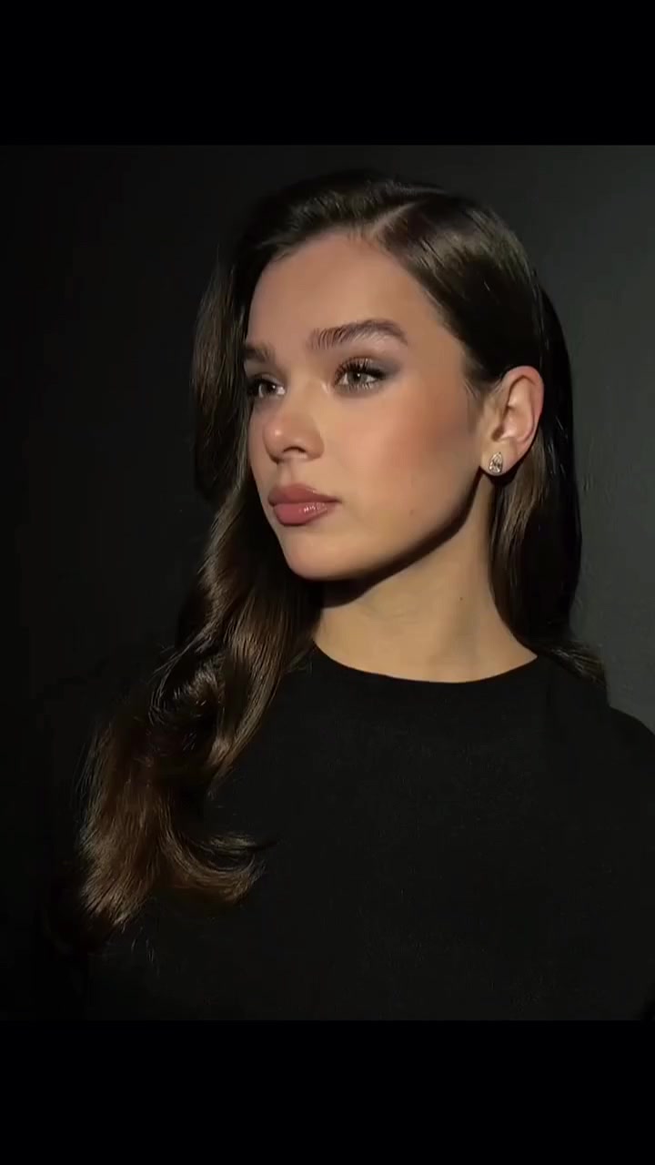 @💫ELIZABETH ❤️💋STEINFELD💫