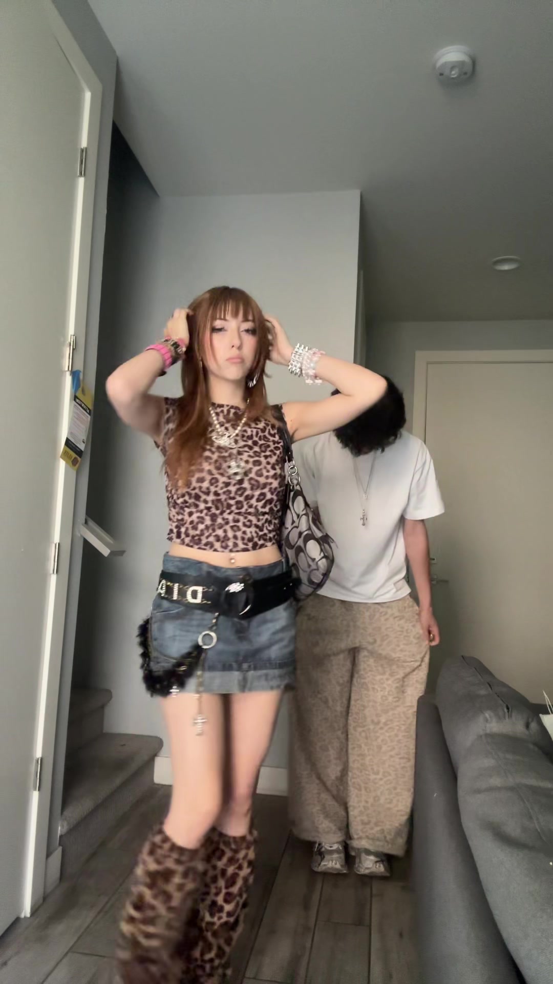 @arianaschilling