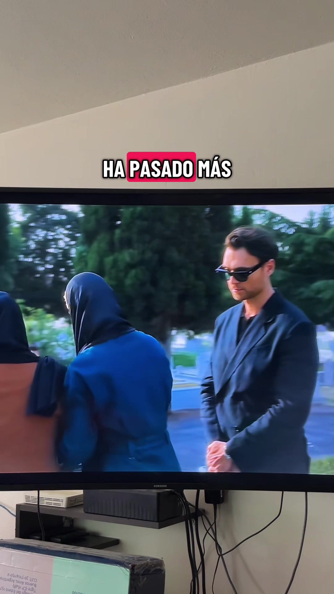 @Hablemos de series y más