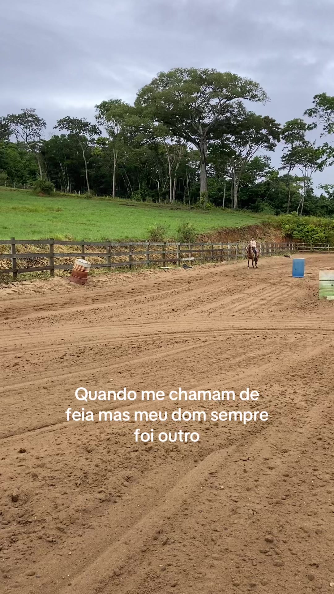 @Pᥱ́r᥆ᥣᥲ ᥱ ᥴᥲ&rho;&iota;tᥲ̃᥆