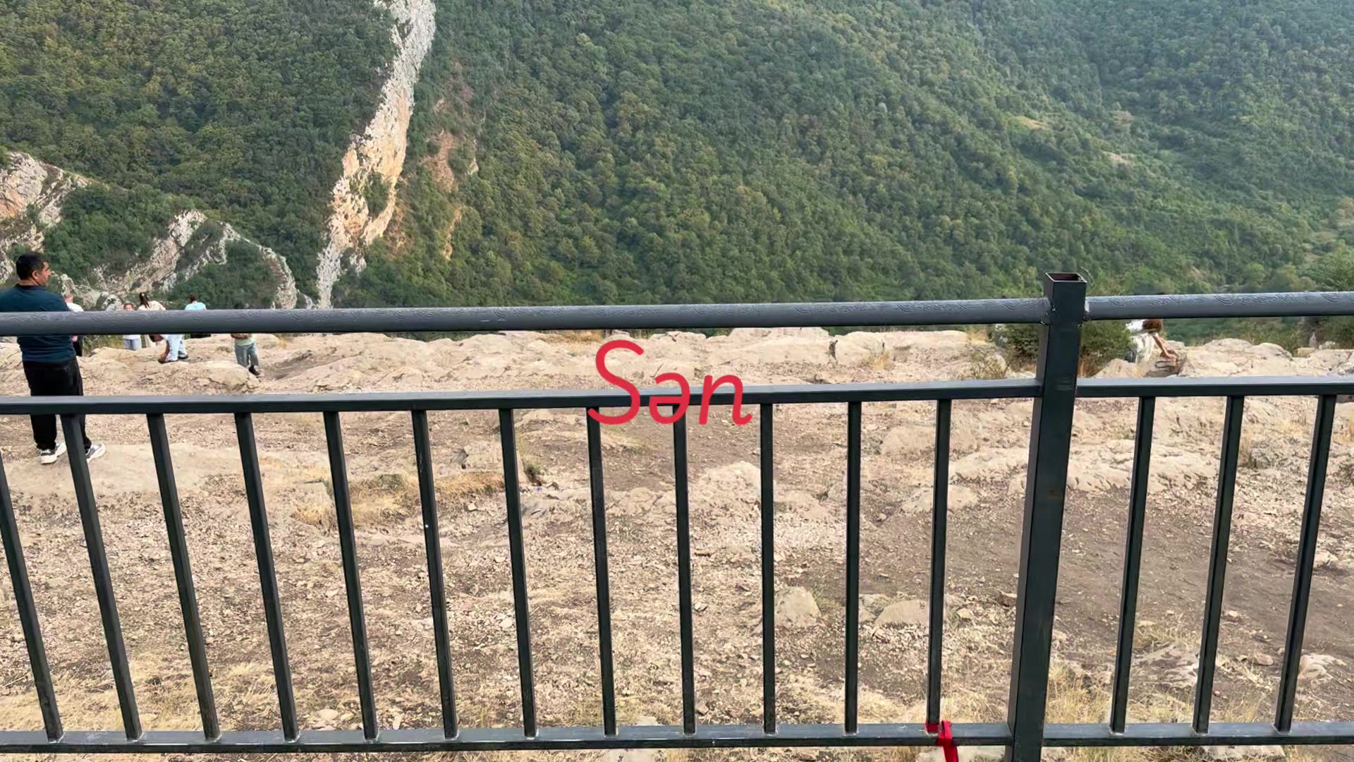 @♕