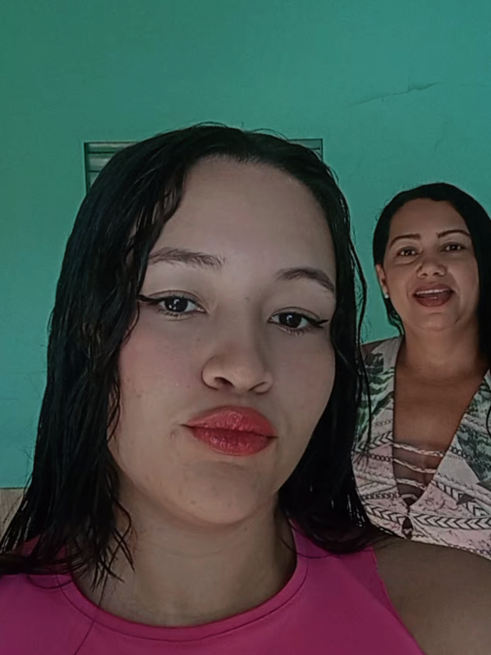 @Jheni_camp