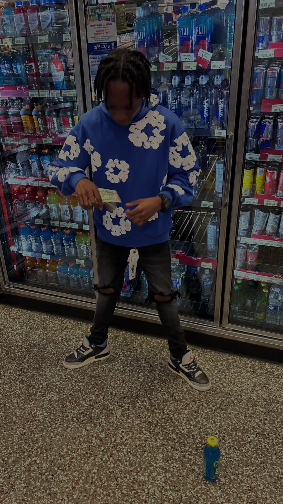 @dat 1 fly yn