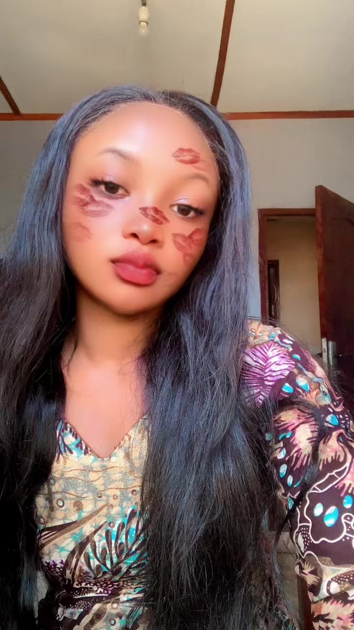 @Vanessa Vak