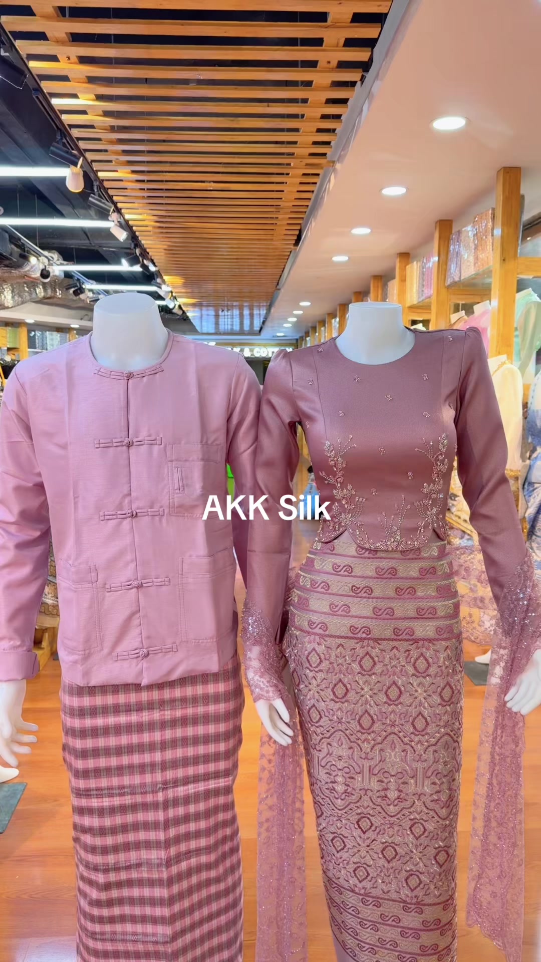 @Akk Silk (official account)