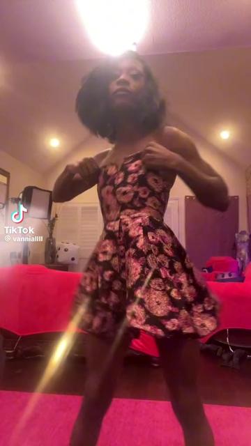 @Vanniall