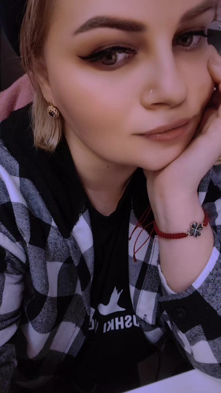 @🌹𝒜𝓃𝓃𝒶🌹