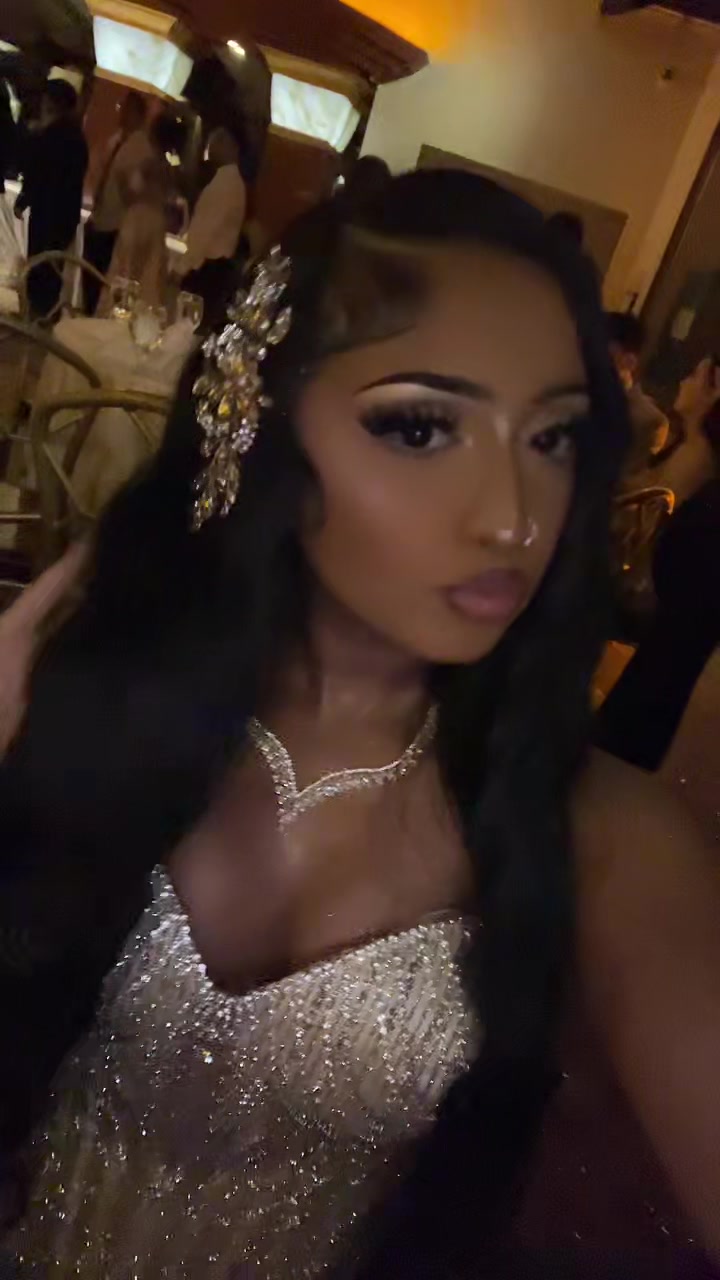 @kiara ariana