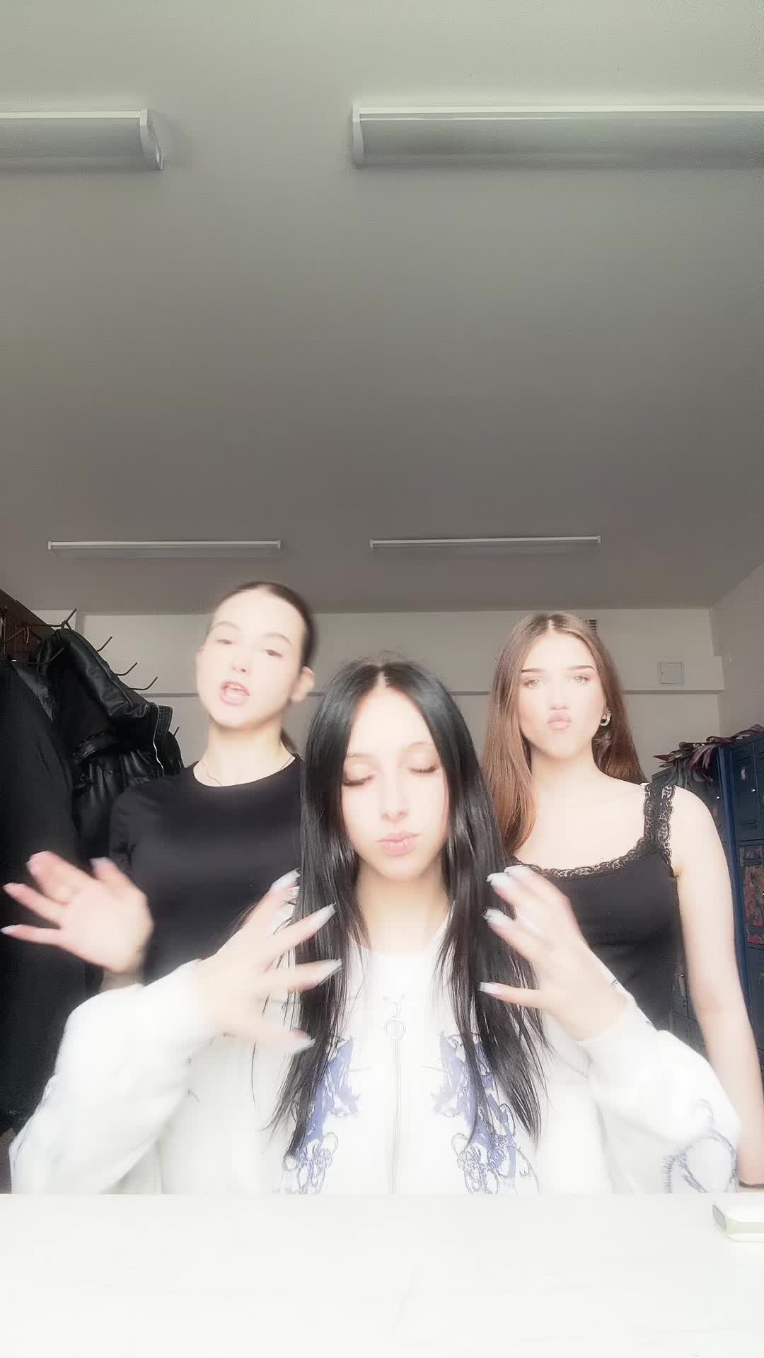 @Viktoriia Naumets