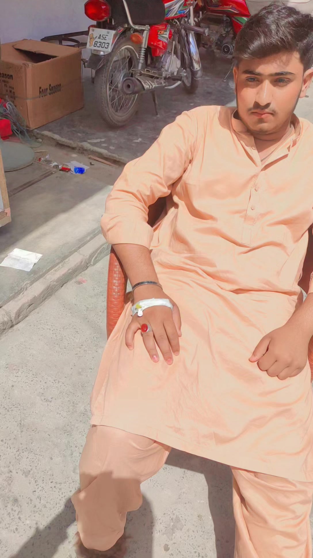 @Love you arifwala