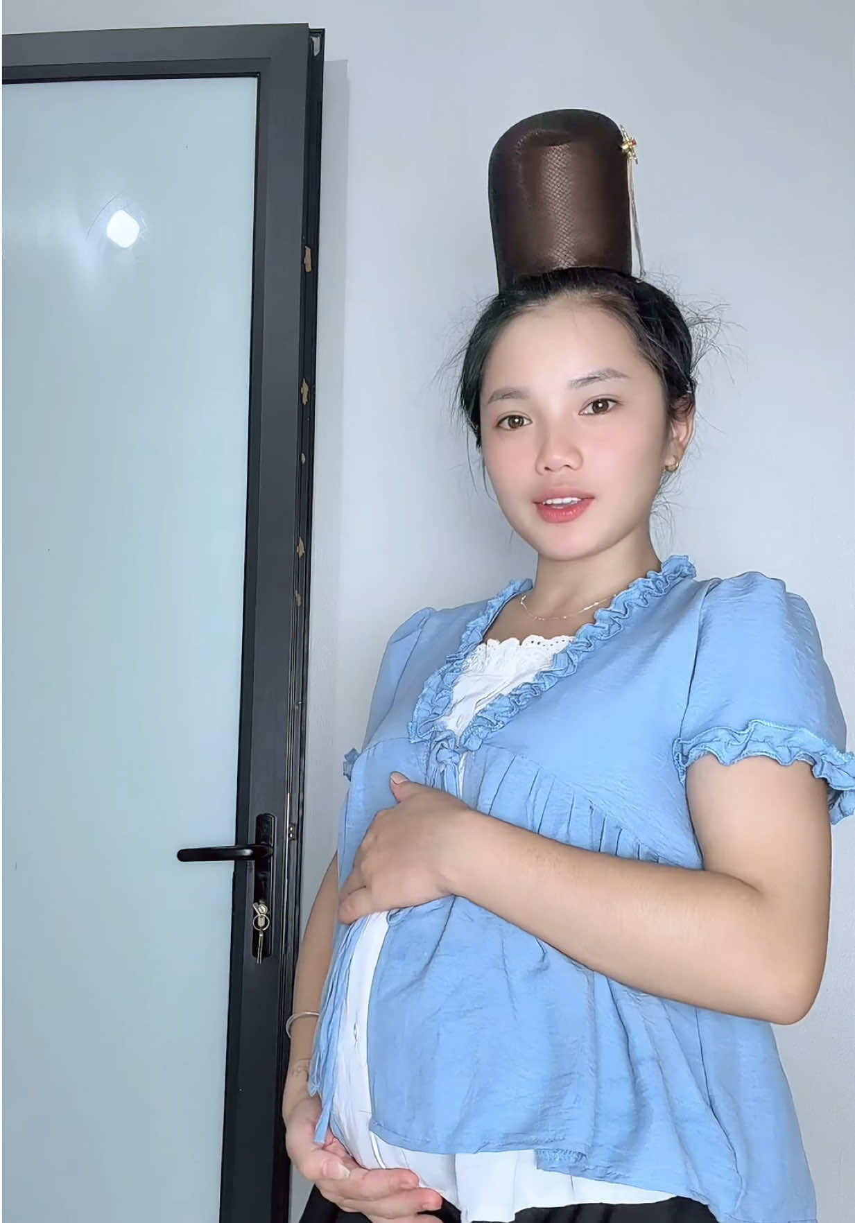 @Hoàng Yến 🌹