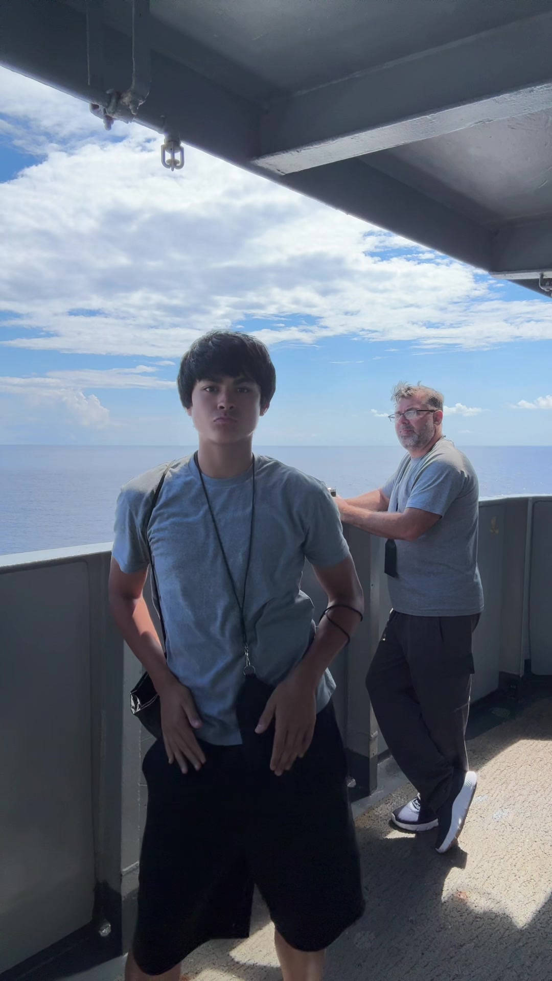 @️brodeez 