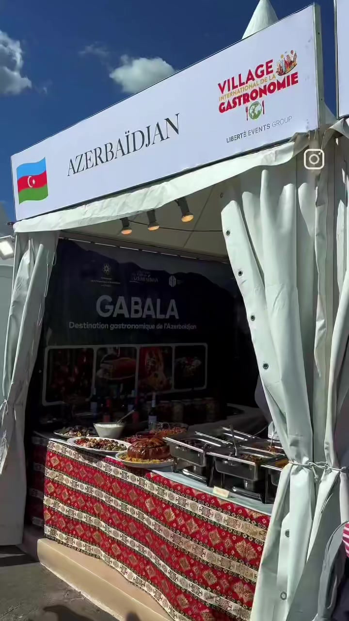 @Kasıb qız.... 😔