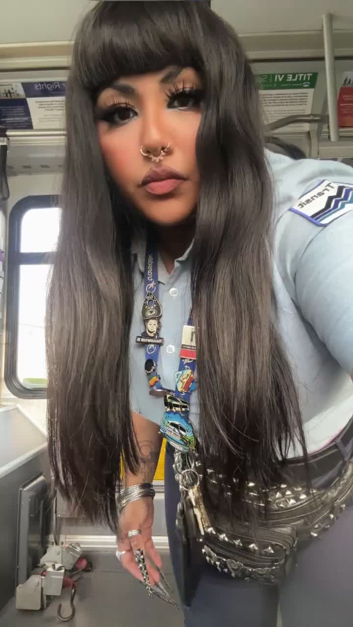 @_Monique_Antoinette_