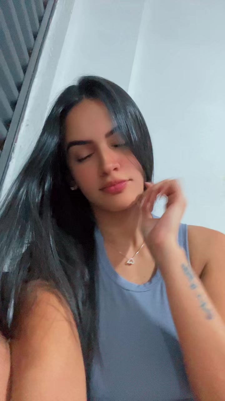 @Karina 🌻