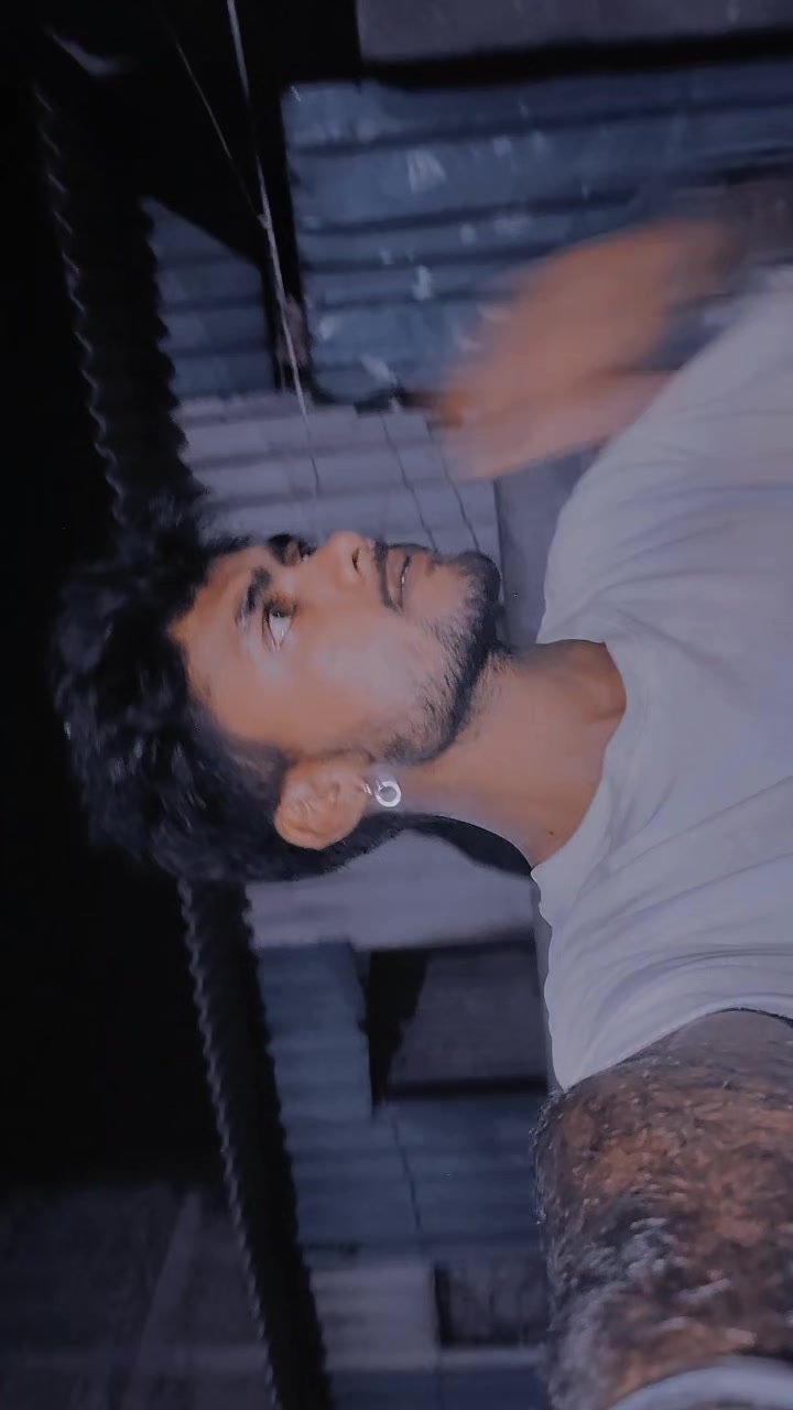 @It's my heart 💔 I'm alone 😭