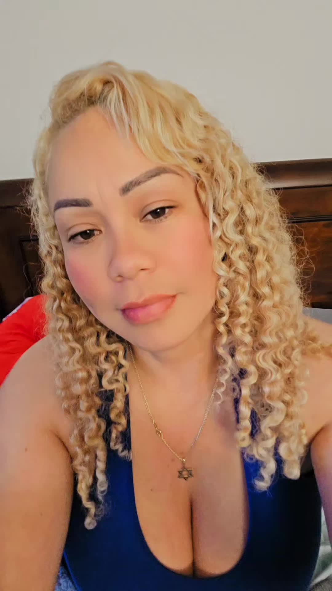 @vanessa ramos c