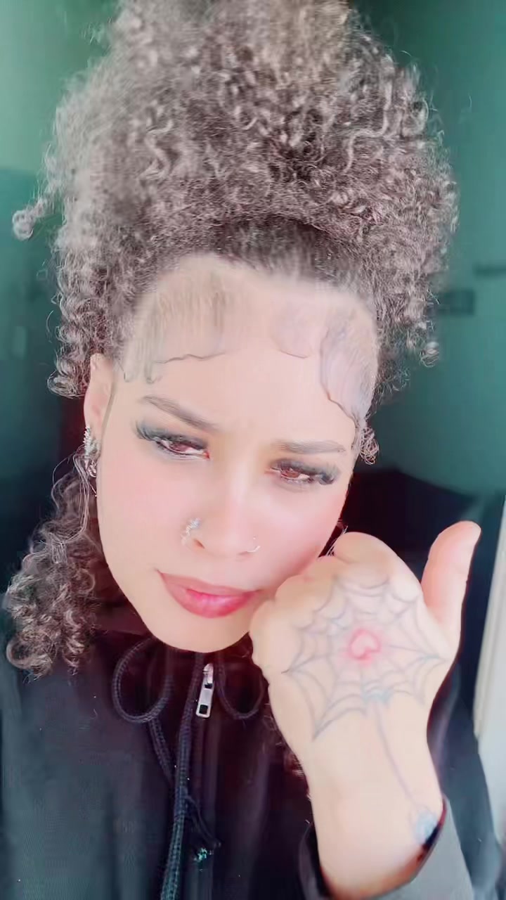 @aliiizah