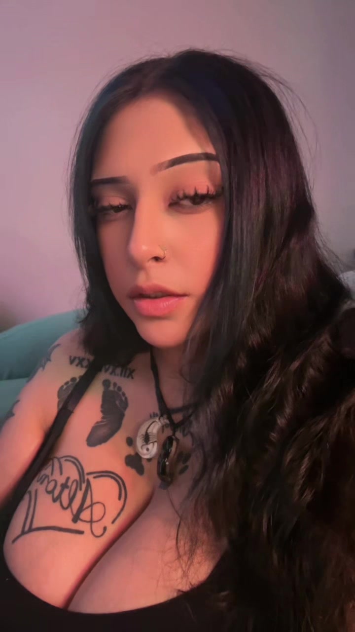 @shelleaty0urbrainz🐦&zwj;⬛