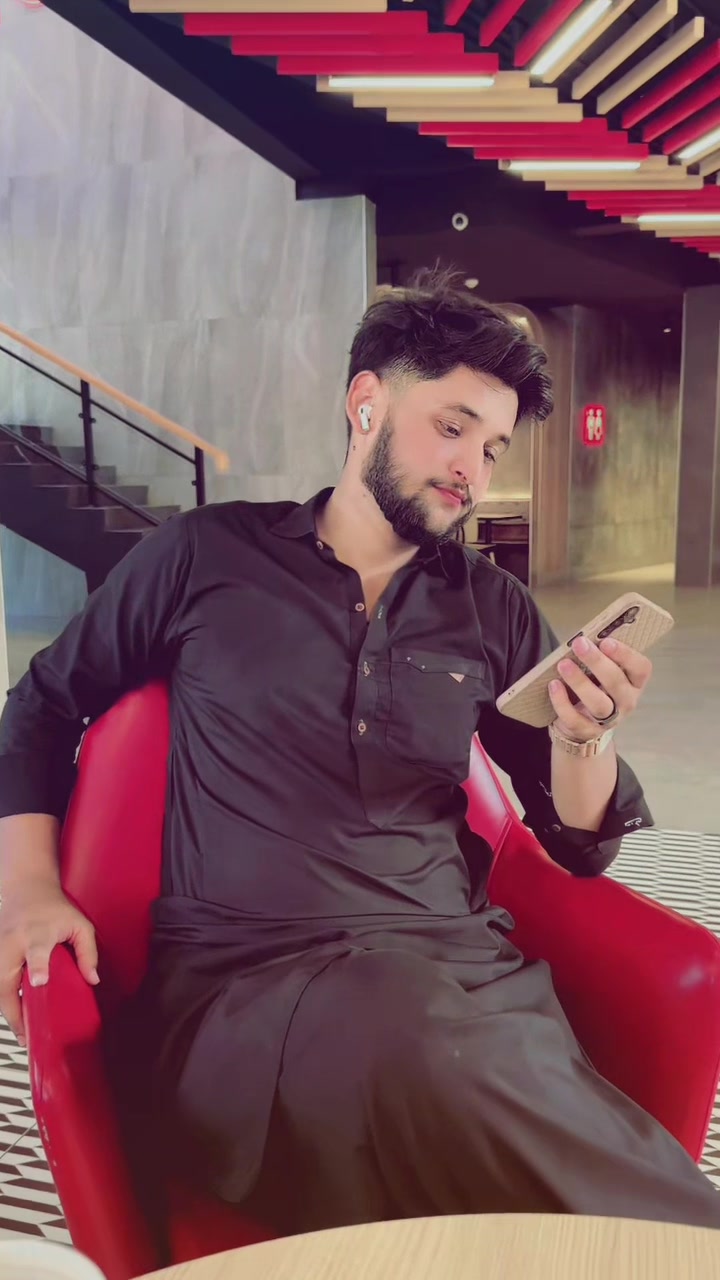 @احتشام وحید⚜️