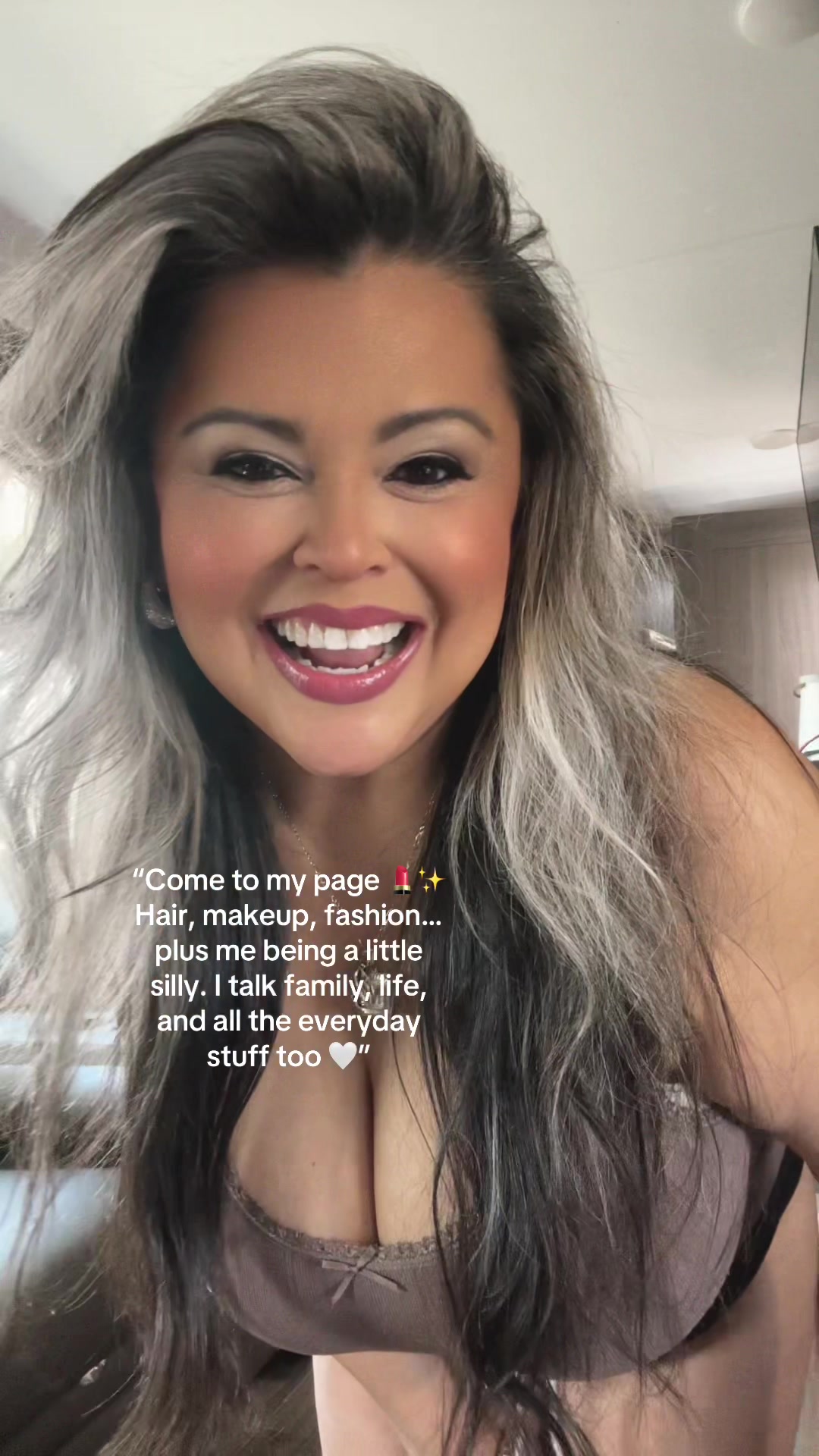 @chellasmiles