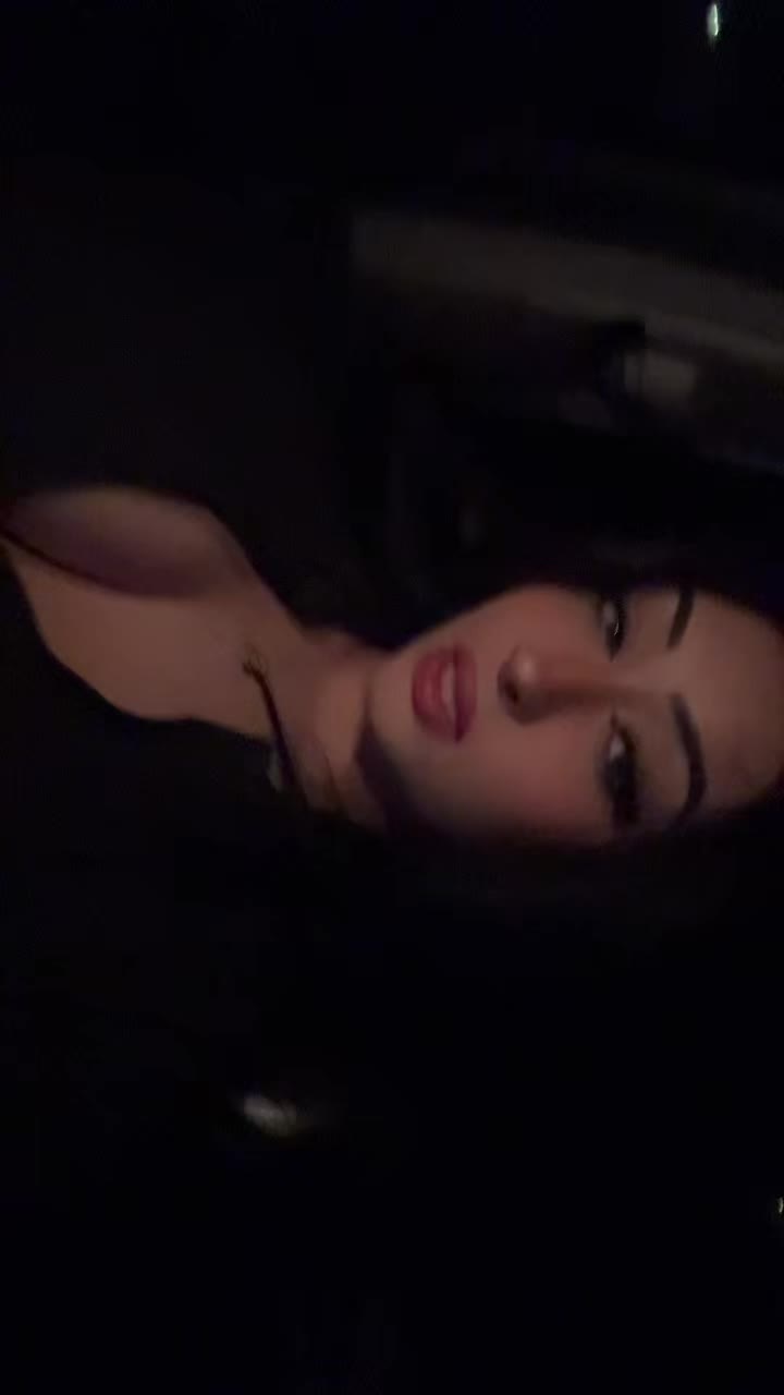 @🖤🗡𝓝𝓪𝓷𝓲 🗡🖤
