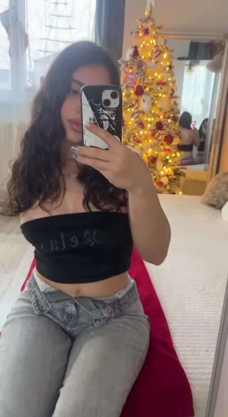 @Camila 221