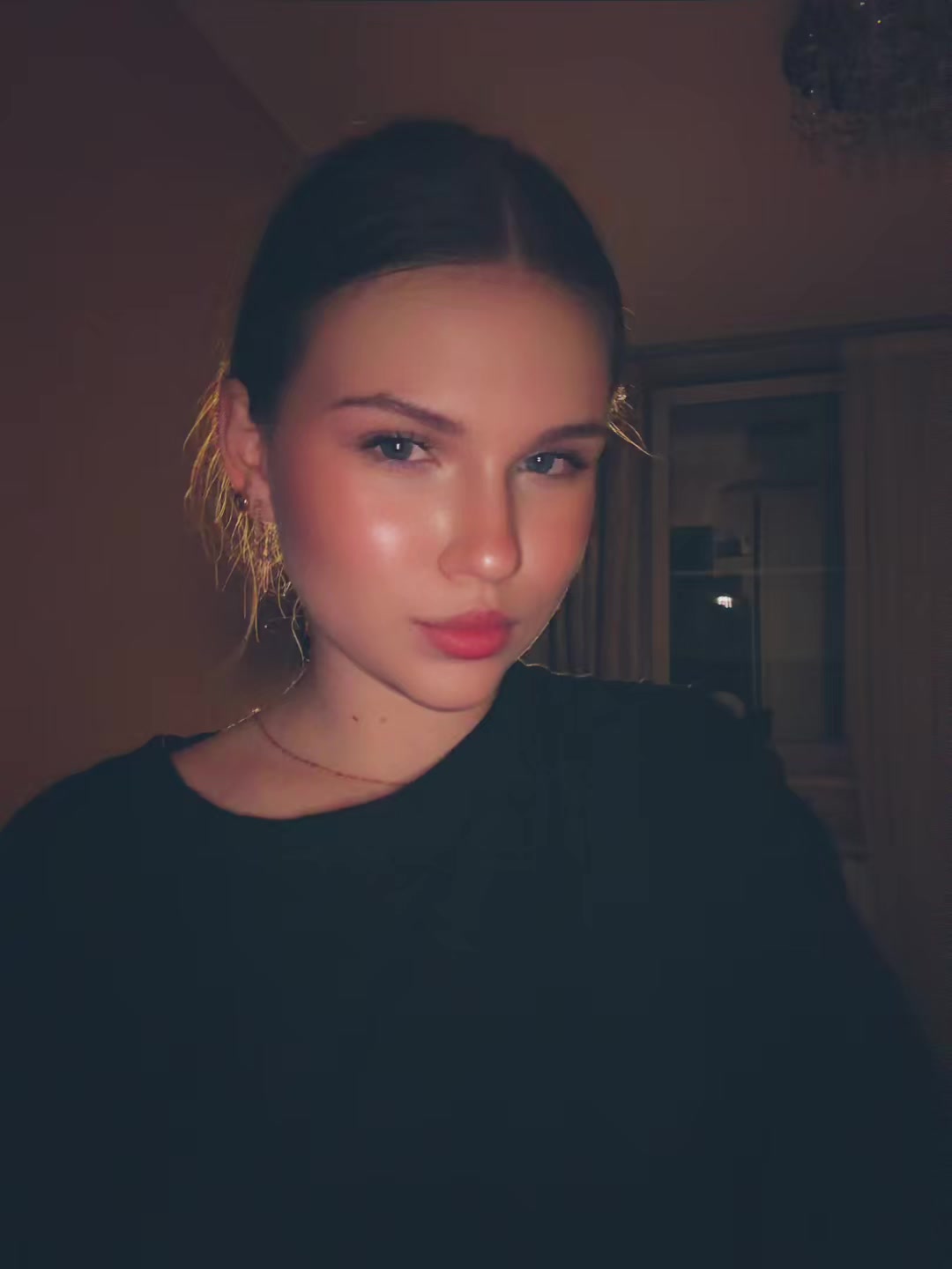 @𝑬.𝒁𝒉🐊