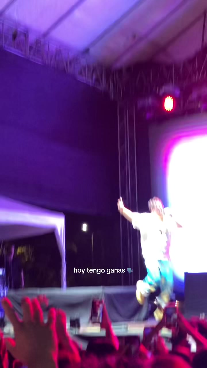 @𝘗 𝘢 𝘶