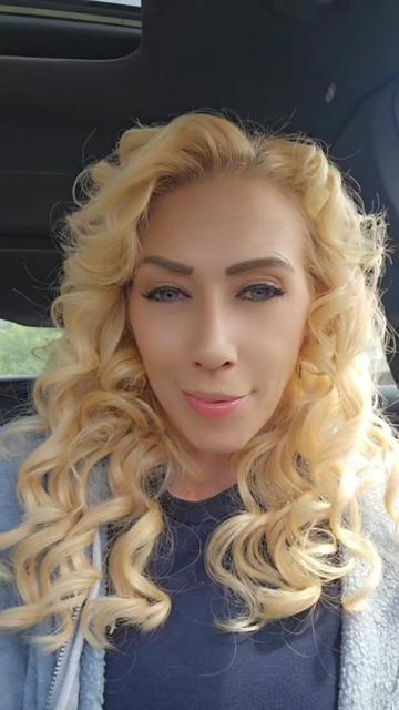 @Jewelzz