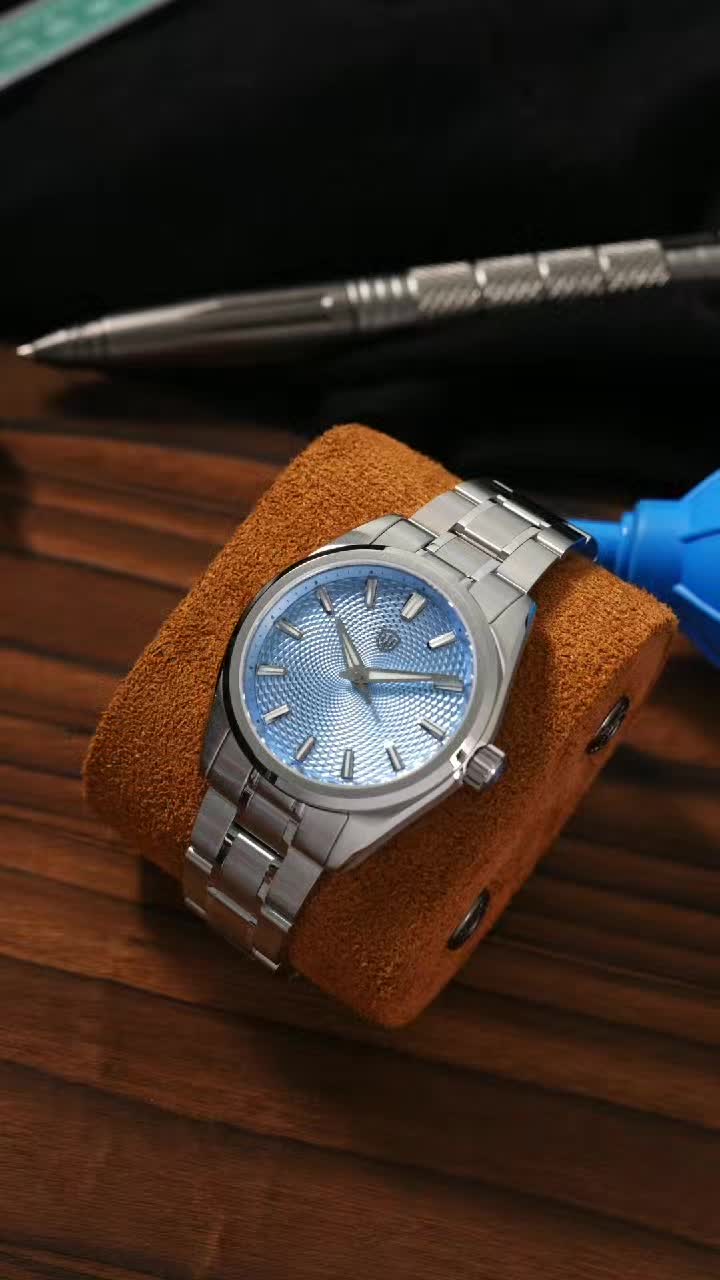 @watchdives