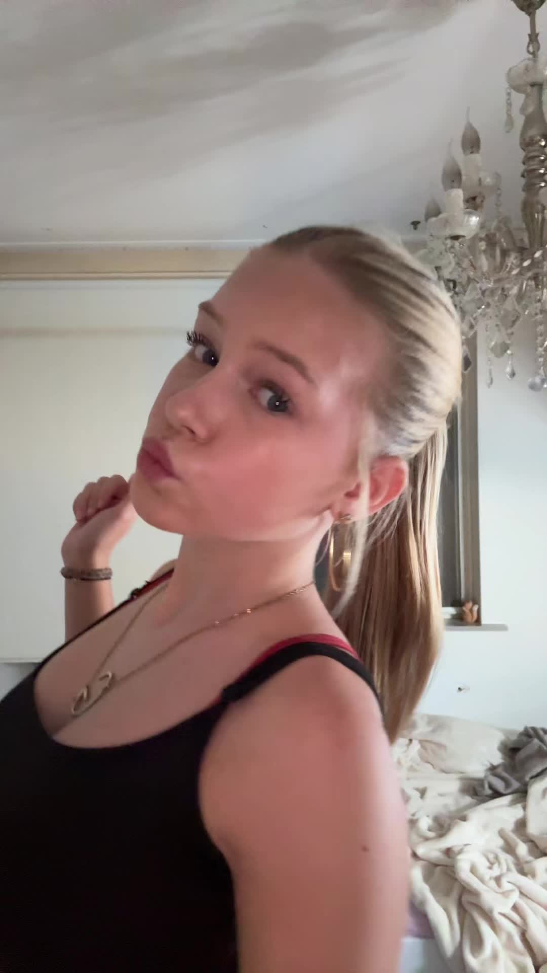 @Gi-gi