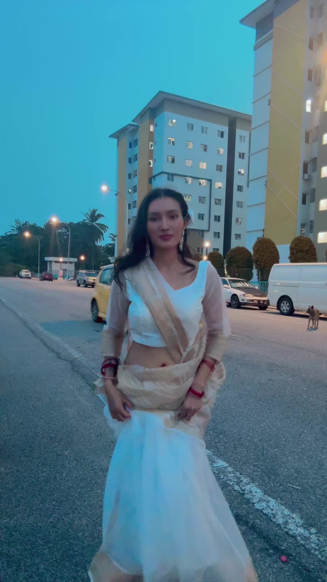 @Maicha🕉️
