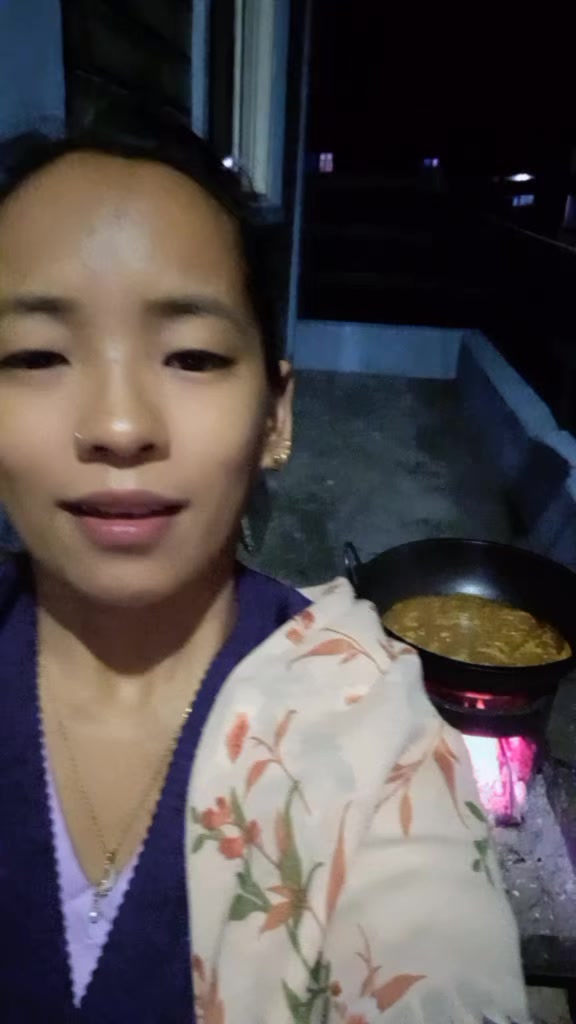 @ऋ...तु,,🌸