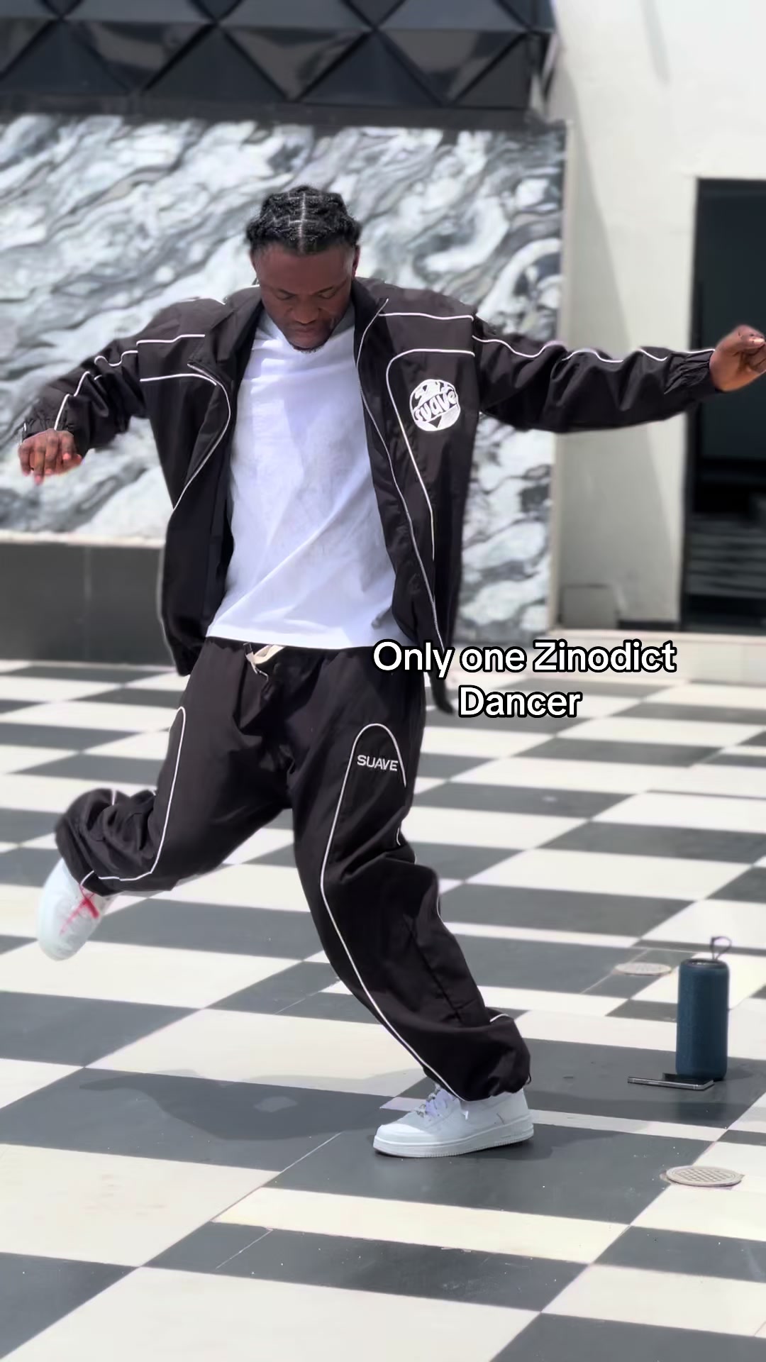 @𝑩𝒊𝒈 𝑴&ecirc;𝒅ō𝒔𝒌𝒚😈