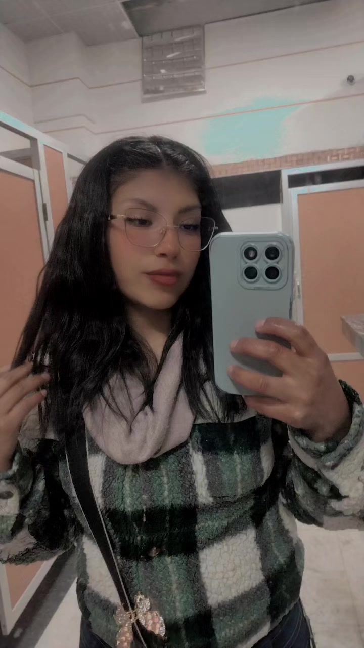 @Paula Limachi