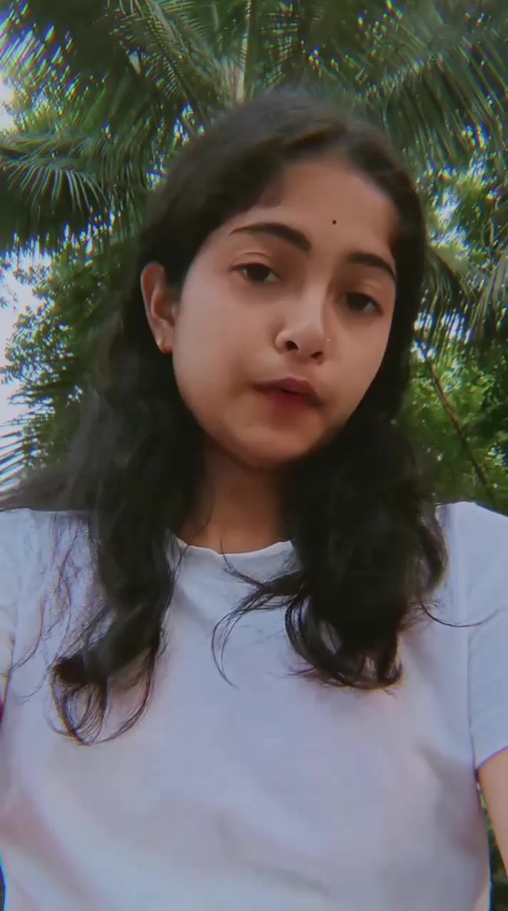 @👑 Liza Moni 👑