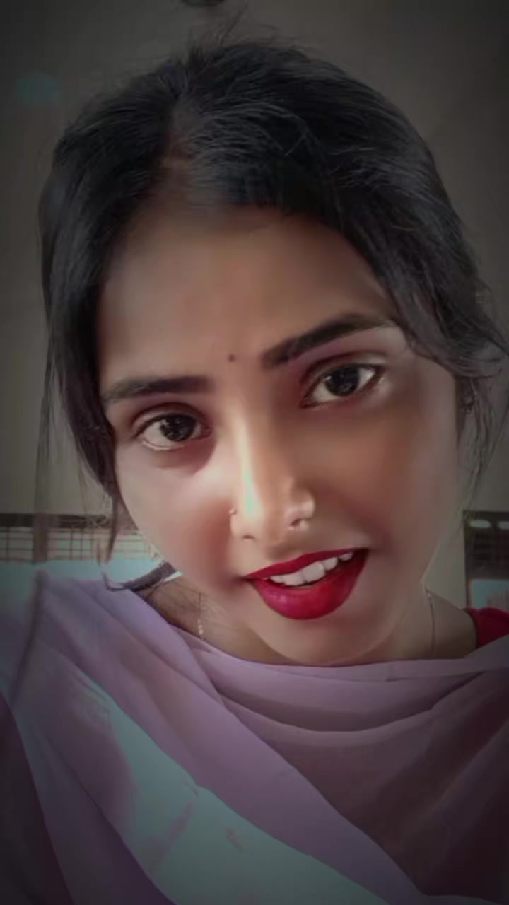 @rakhi thakur🌸🕊️