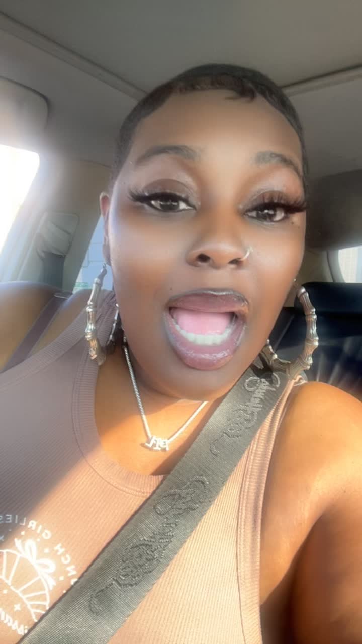 @Lipplashes