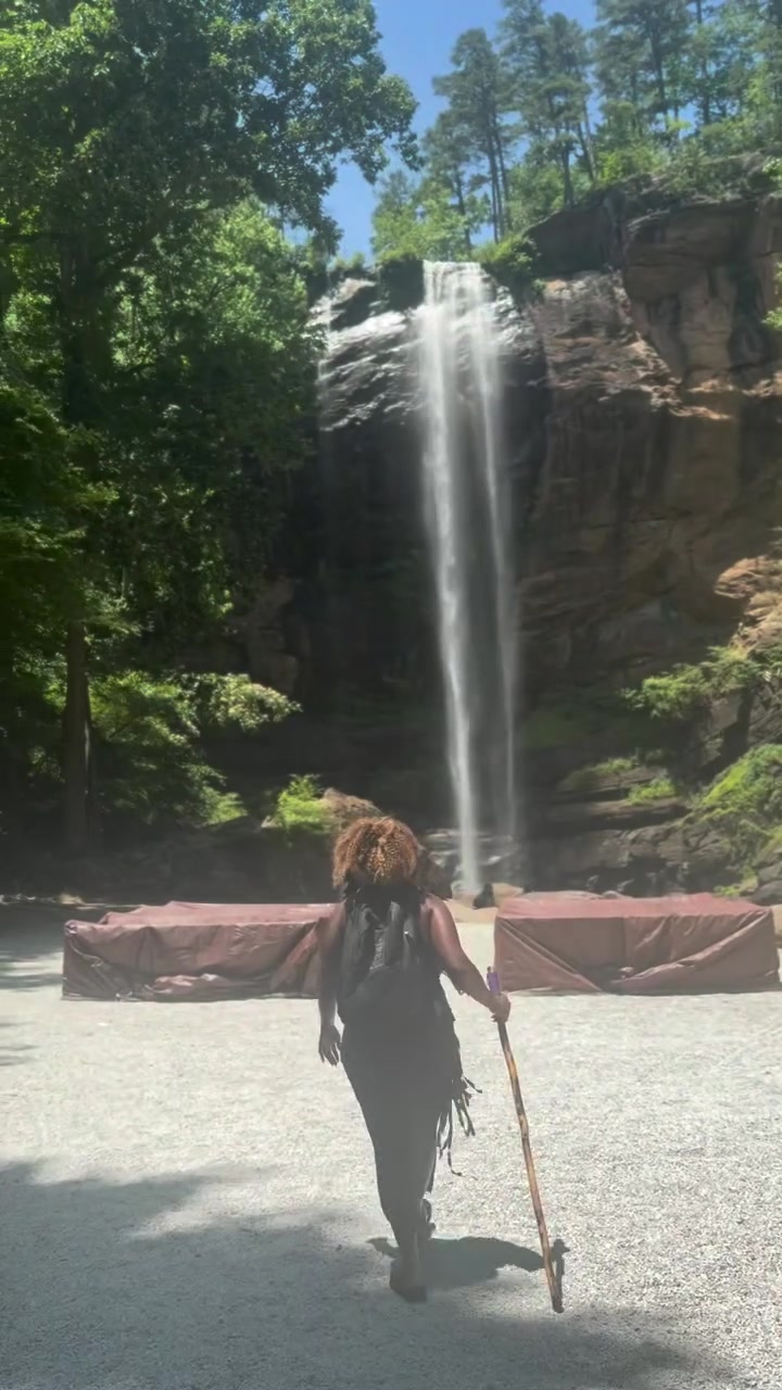 @IAMJUNEYBEE❤️
