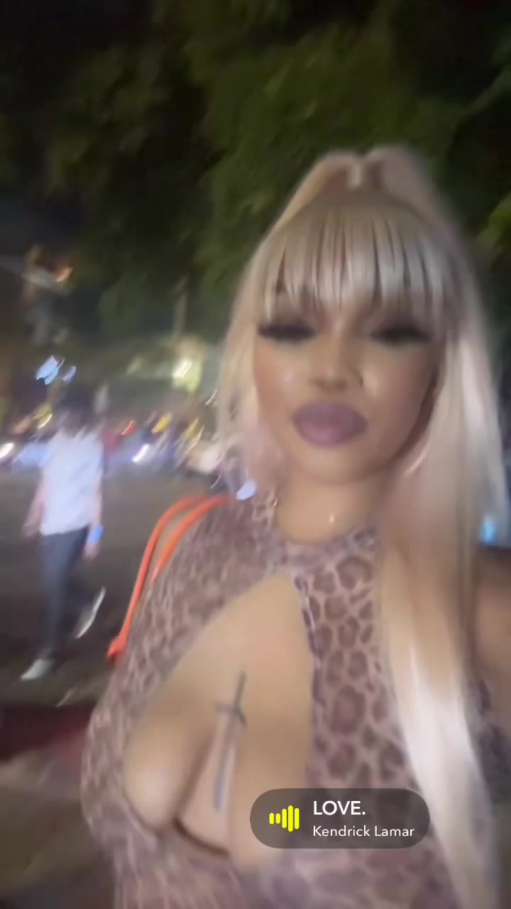 @1Bria