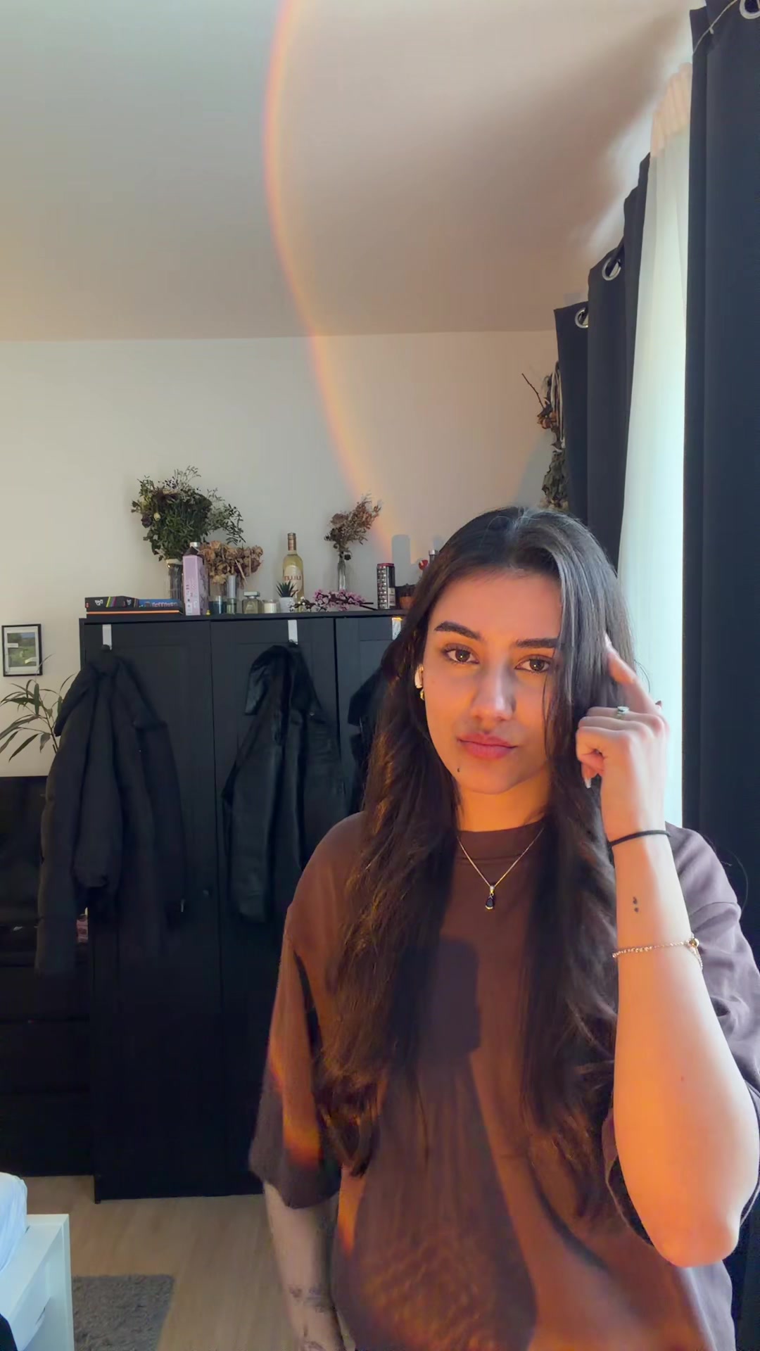@Emi
