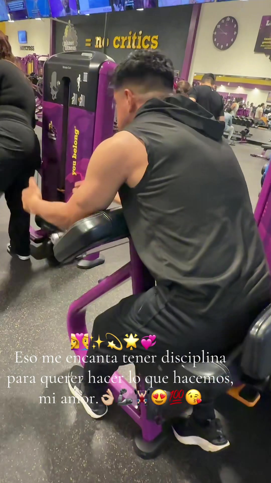@Brenda 🖤🩶🧡🤎