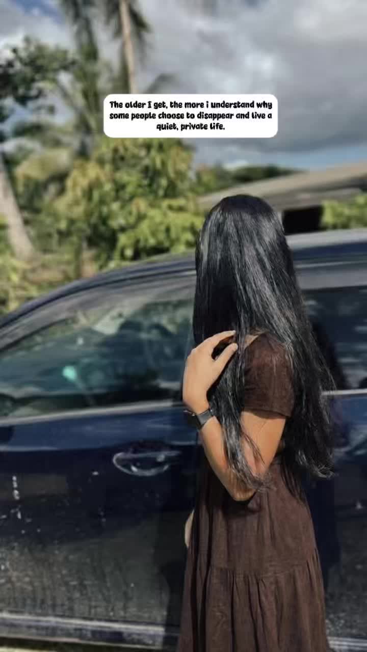 @𝔟𝔯𝔬𝔴𝔫 𝔢𝔶𝔢𝔰 𝔤𝔦𝔯𝔩