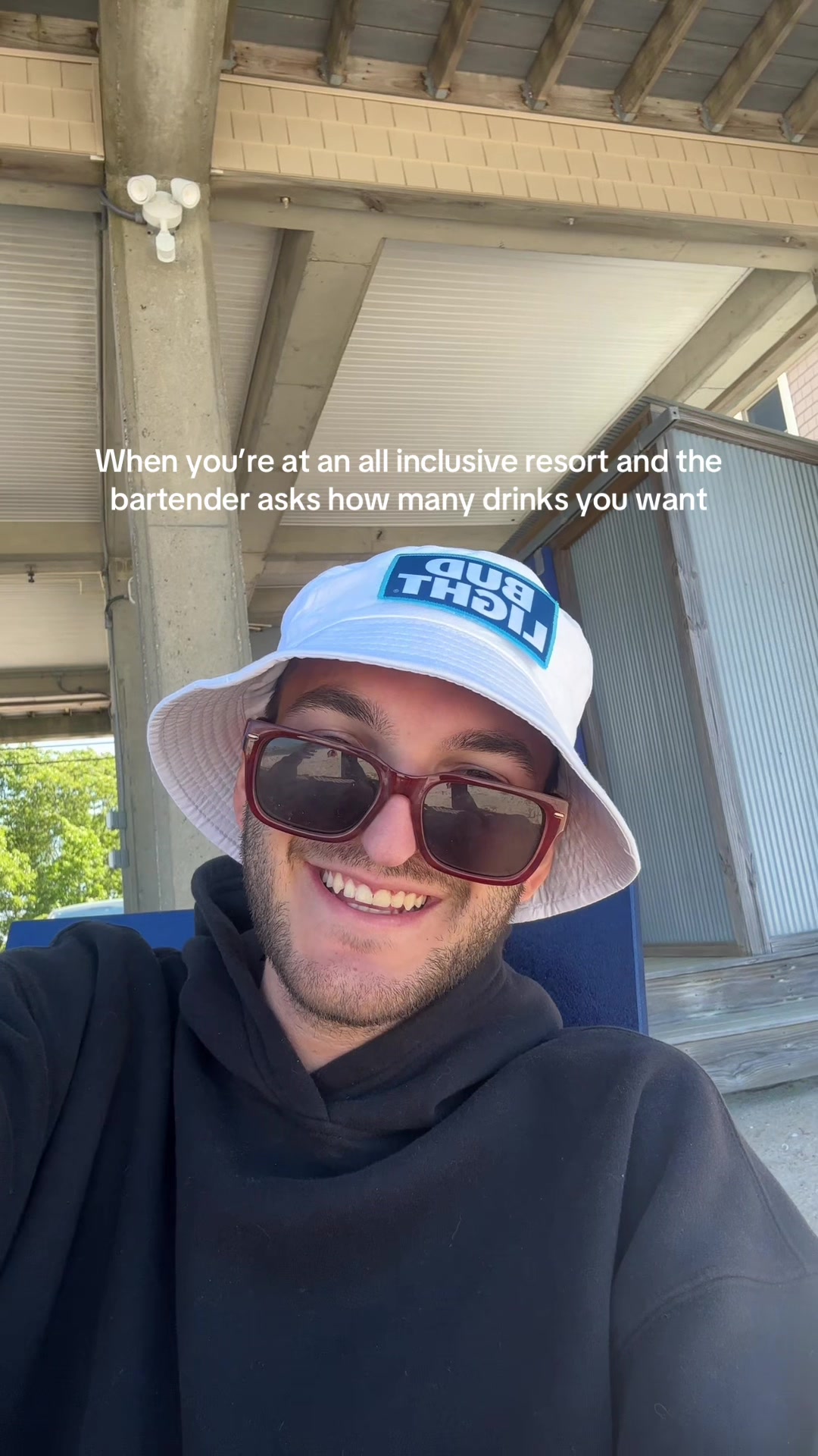 @Your traveling friend ✈️
