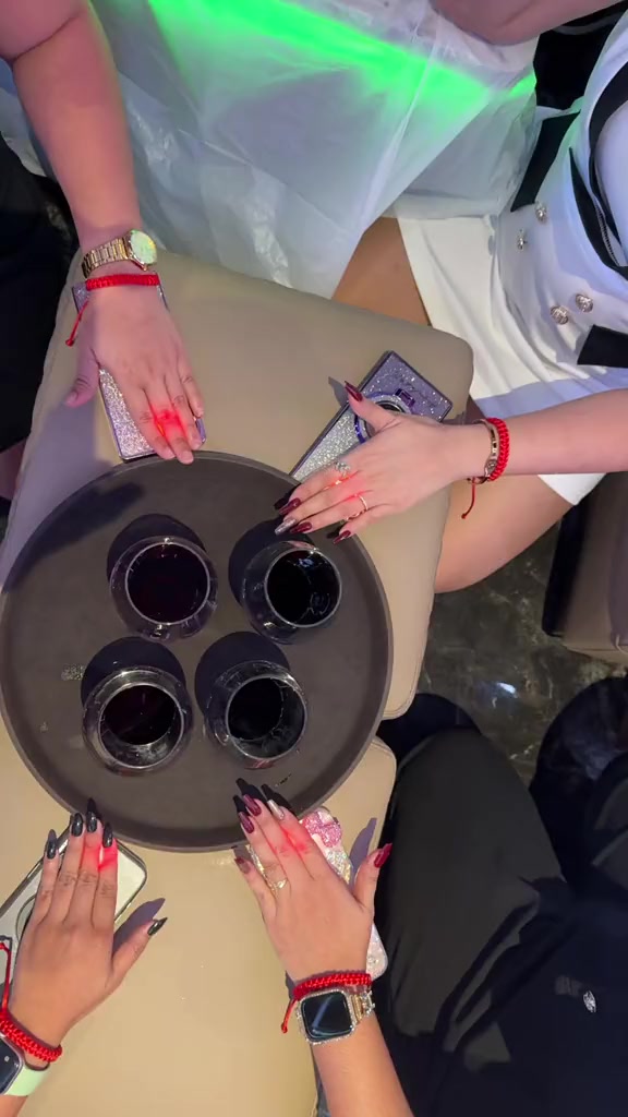 @Jenni