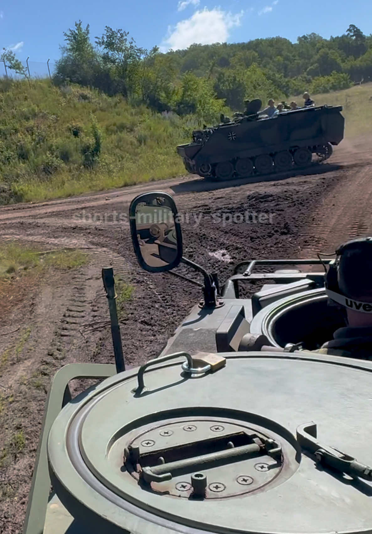 @shorts-military-spotter
