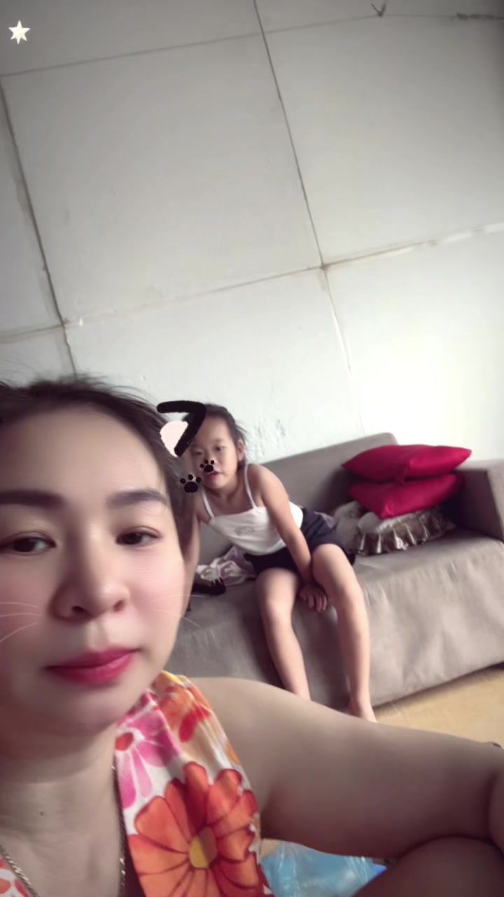 @Giang H&agrave; Thị