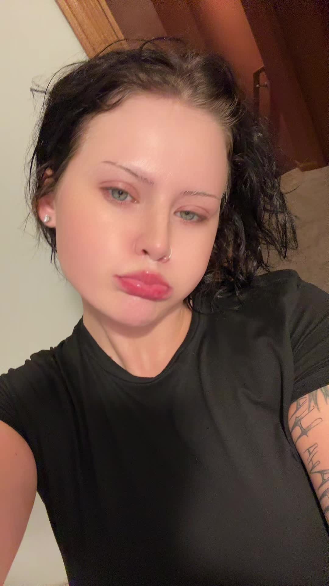 @cuntn3yy