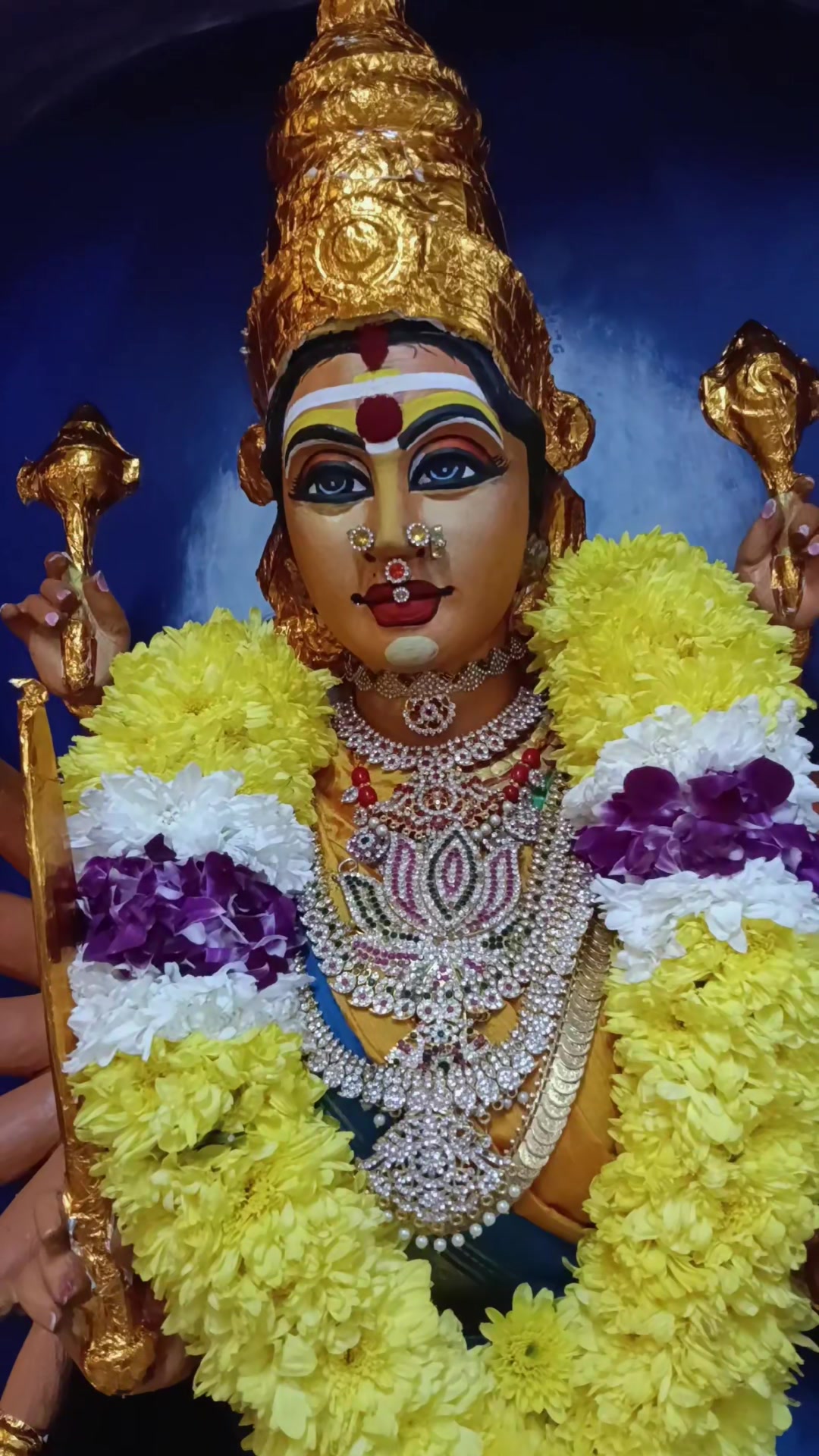 @நந்தினி🤎🎀